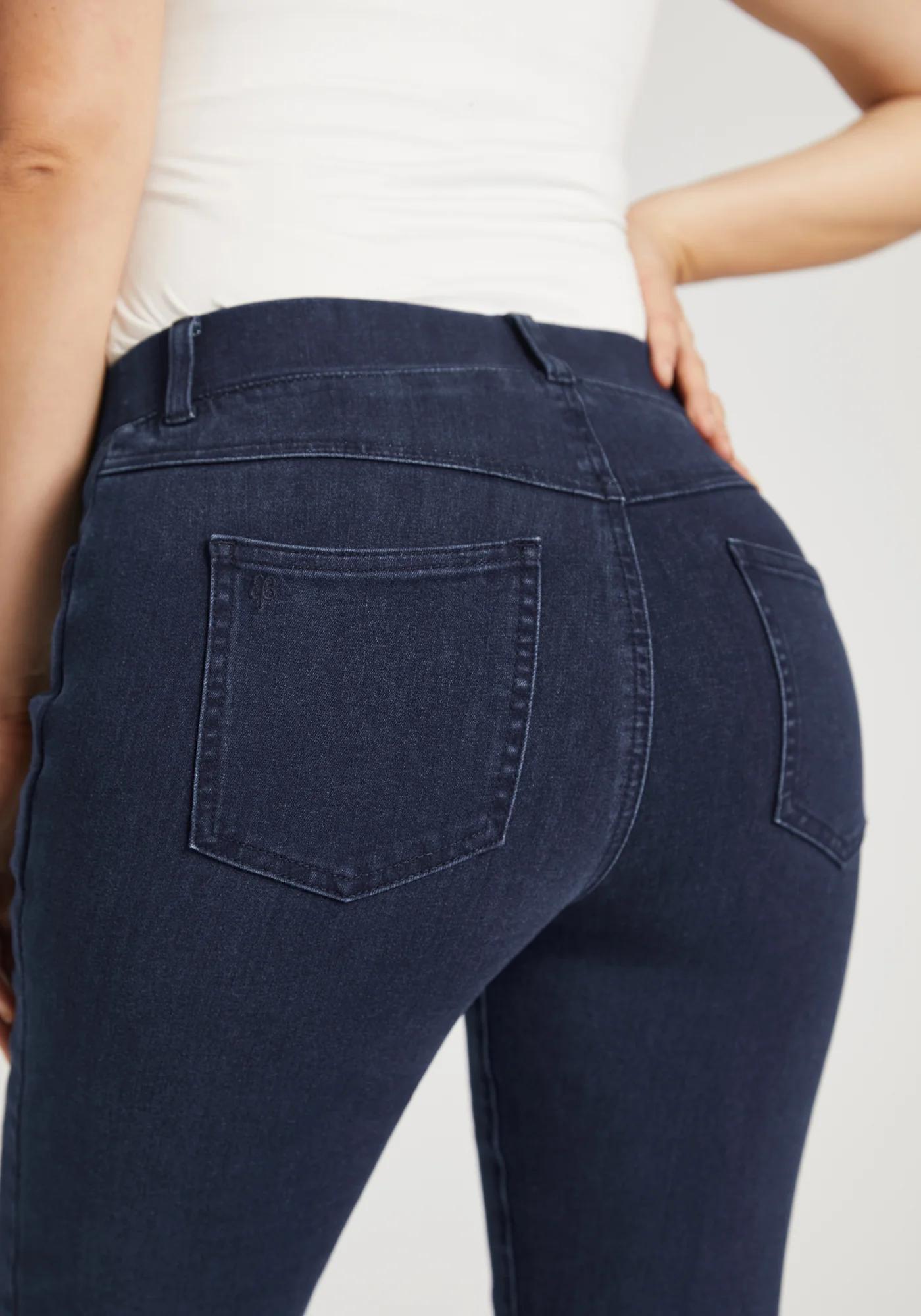 Straight-Leg | 4-Pocket Betabrand Yoga Denim (Dark Indigo) - Final Sale - Image 4